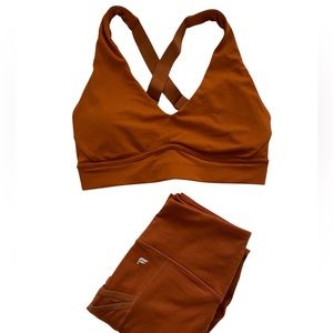 Rust Fabletics Motion 365 Workout Set
